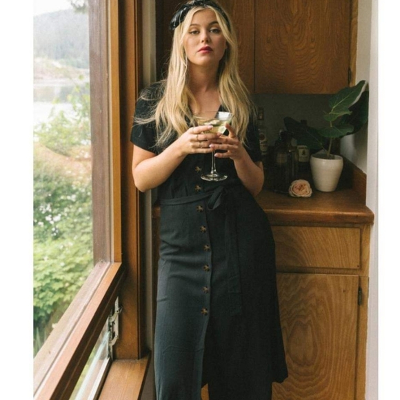 GAP Dresses & Skirts - 90's Vibe Dress